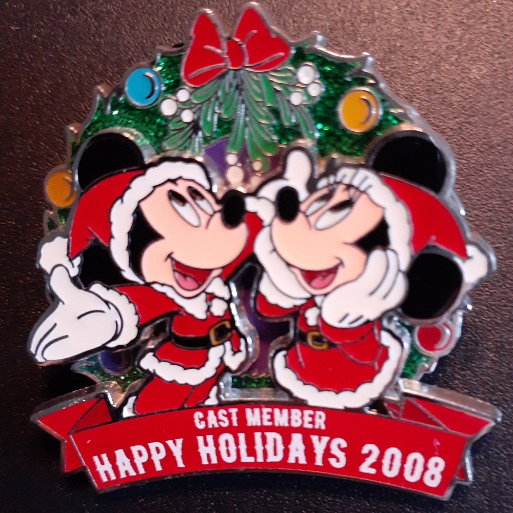 Cast Member Exclusive Happy Holidays 2008-LE 1,750